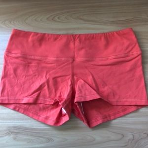 Medium FLEO Shorts